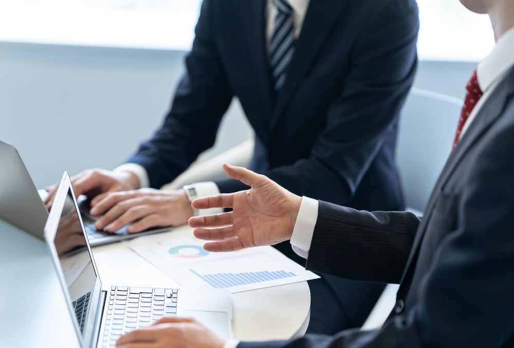 会社設立時の役員報酬の決め方。いつから・いくら払うのが正解？